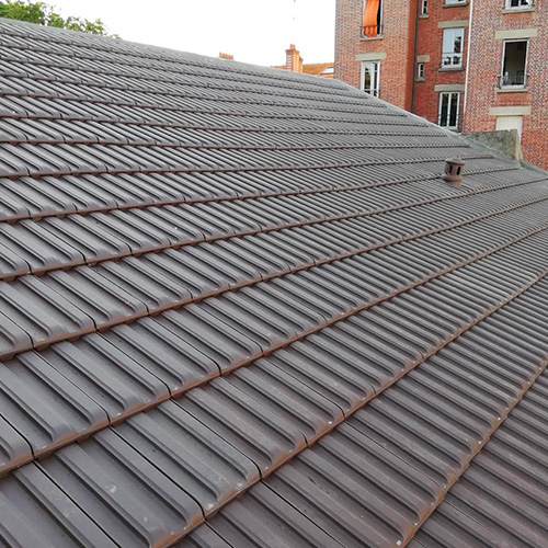 Réparation de tuiles cassées à Montesson (78360) dans les Yvelines